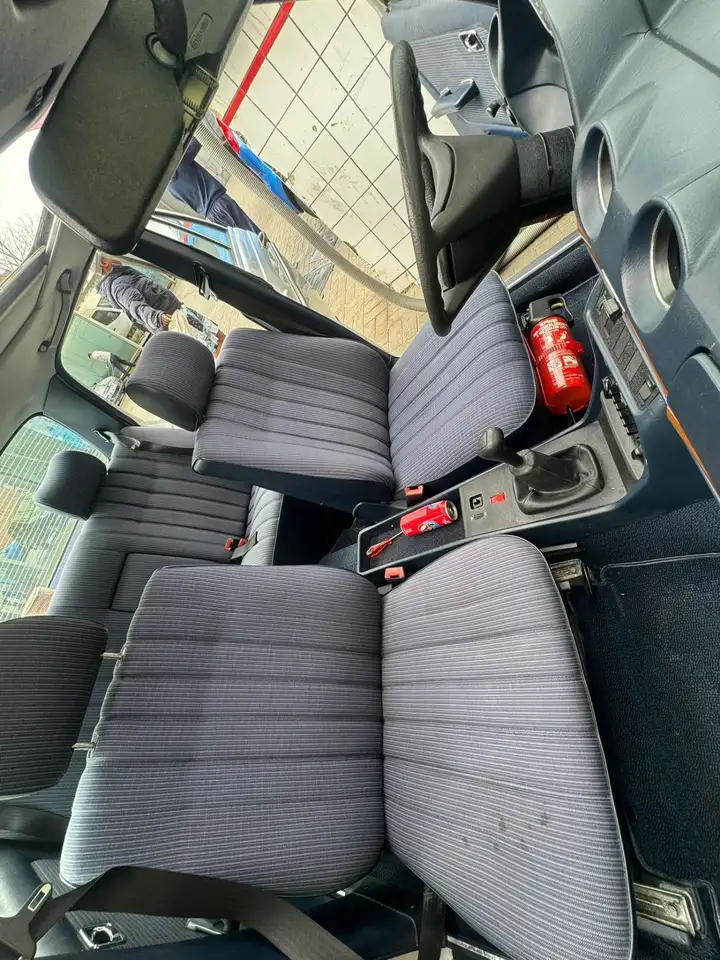 Mercedes-Benz 230, foto 8