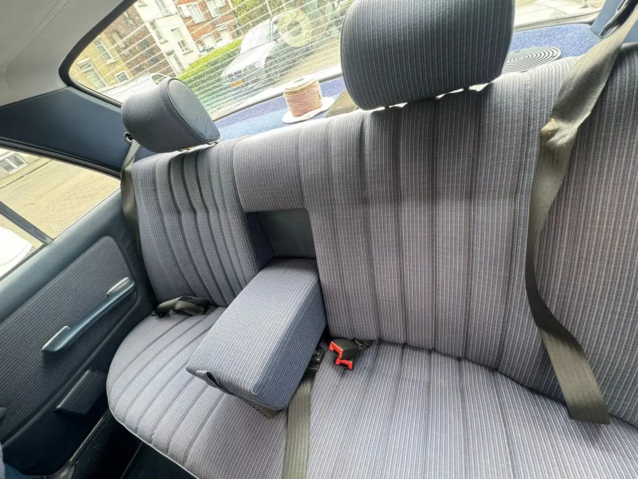 Mercedes-Benz 230, foto 5