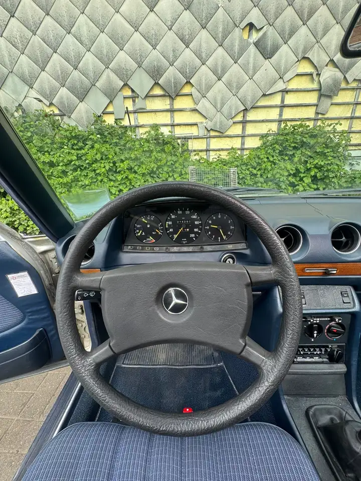Mercedes-Benz 230, foto 4