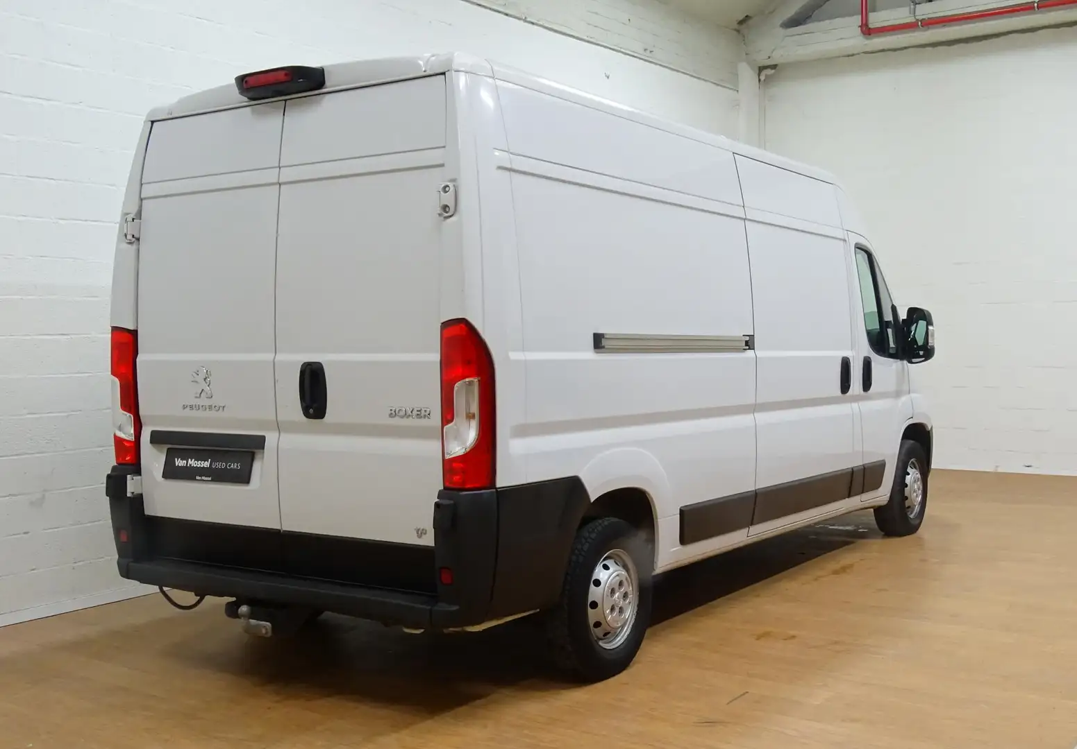 Peugeot Boxer 2.2 BlueHDi 140 L3H2 3.3t Blanc - 2