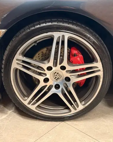 Porsche 911 view 15