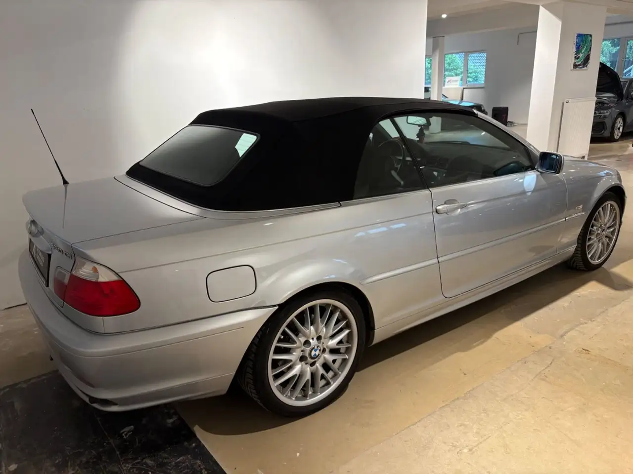 BMW 320 Cabrio Navi Xenon Leder Klimaautomatik PDC, foto 8