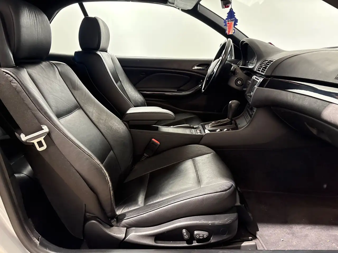 BMW 320 Cabrio Navi Xenon Leder Klimaautomatik PDC, foto 12