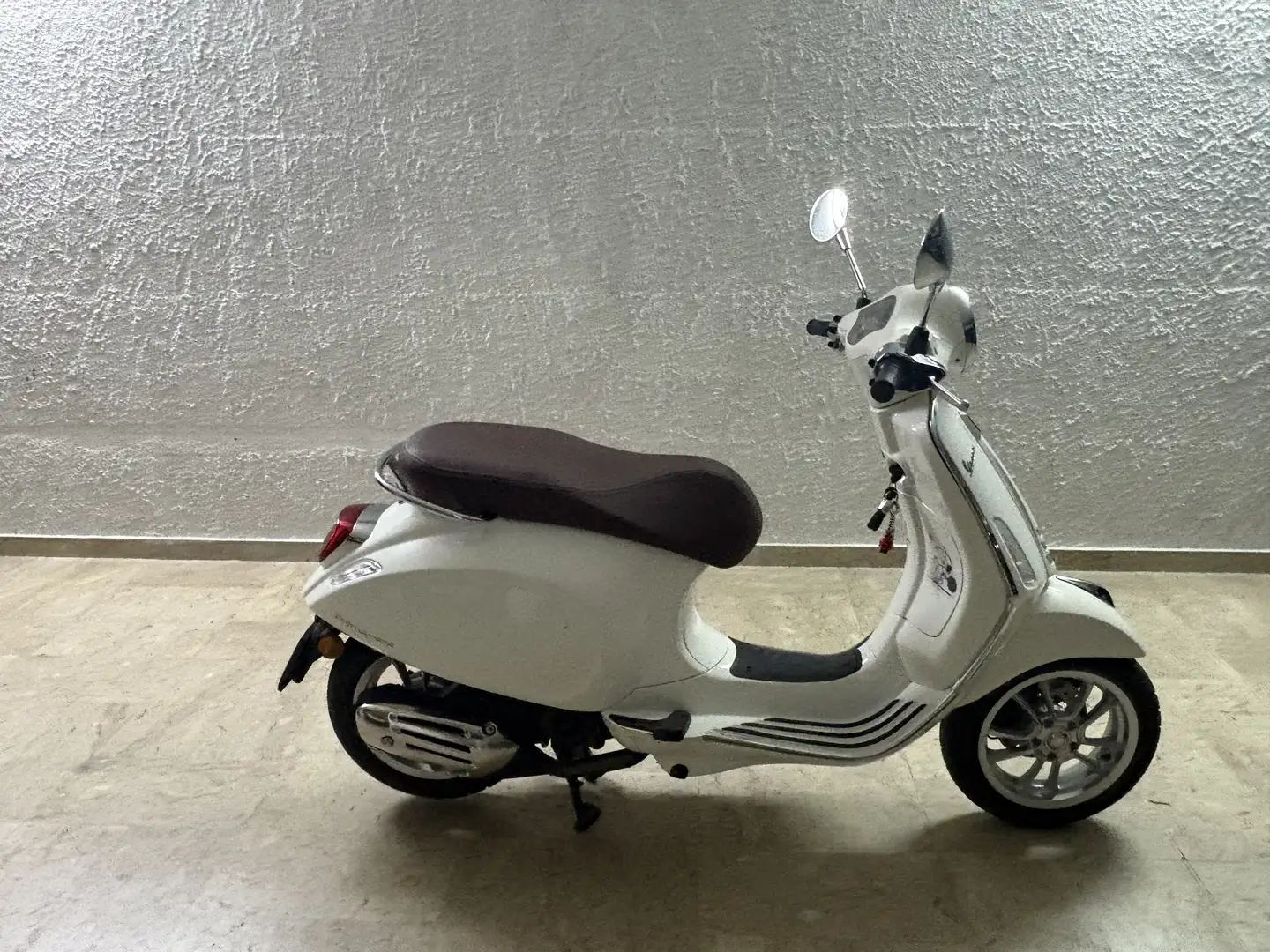 Piaggio Primavera 50cc 4T Weiß - 2