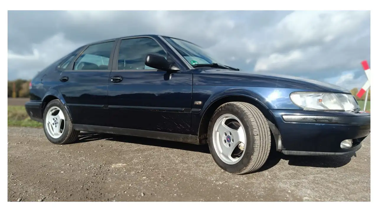 Saab 9-3 2.0i SE, foto 2
