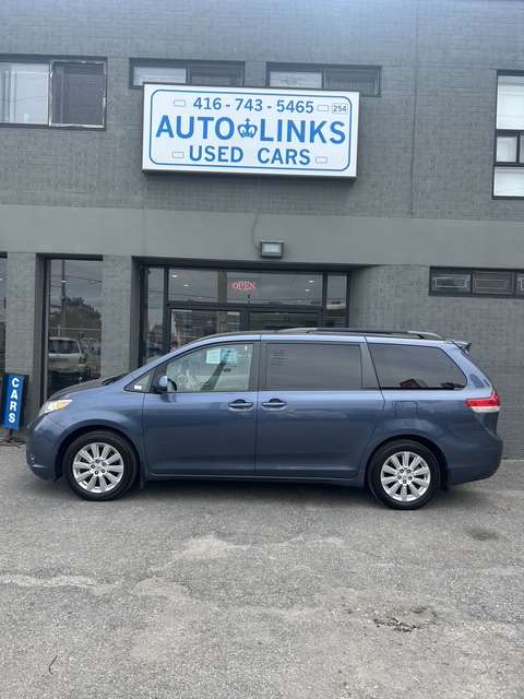 2014 Toyota Sienna