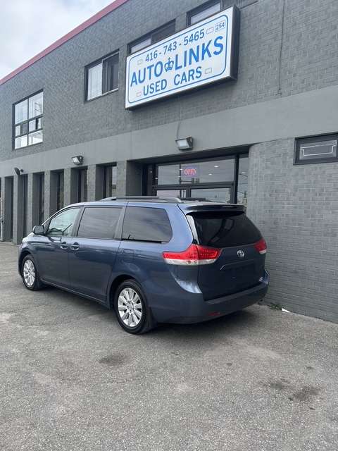2014 Toyota Sienna