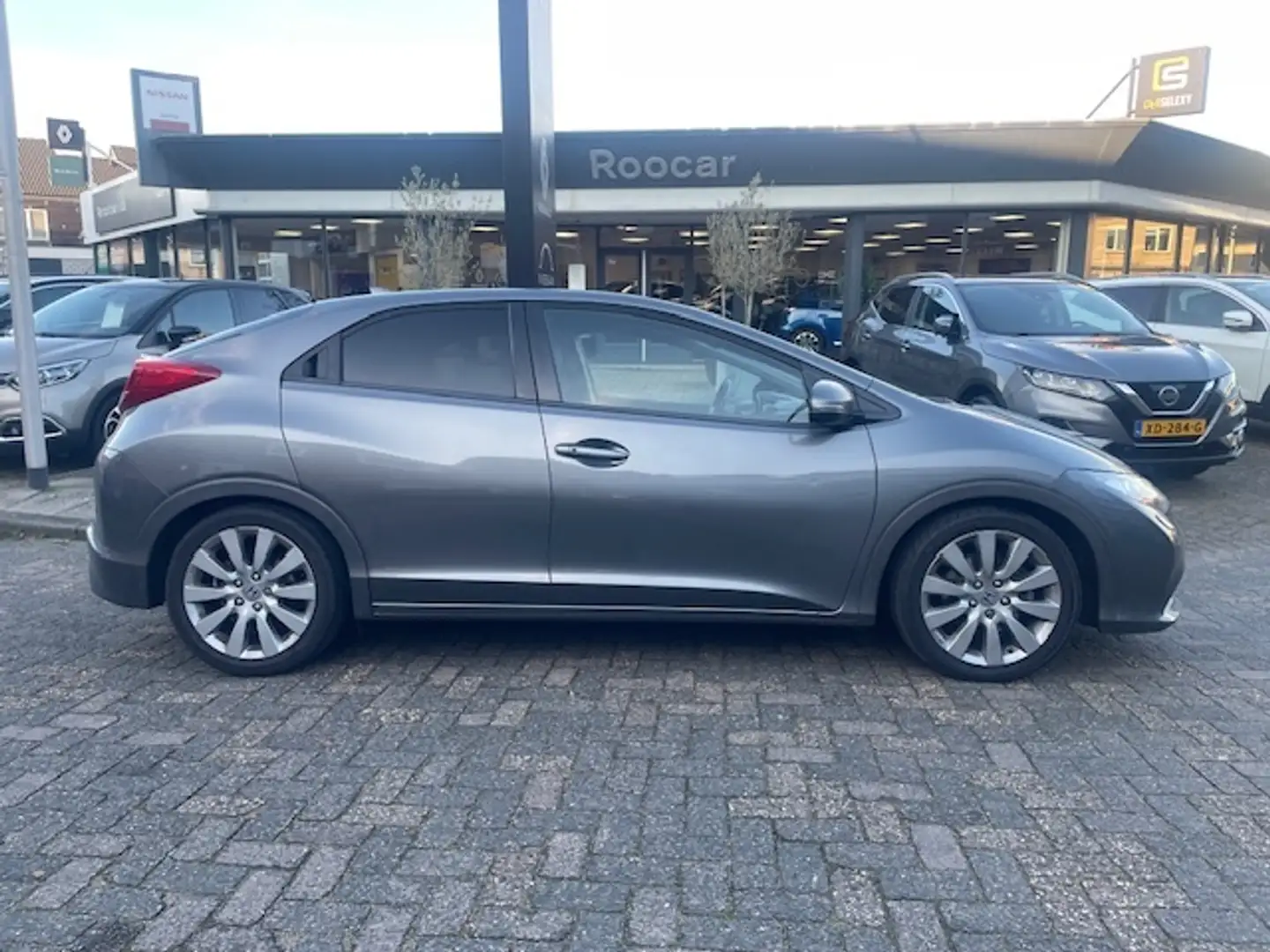 Honda Civic 1.8 Executive | Leer | Panoramadak Gris - 2
