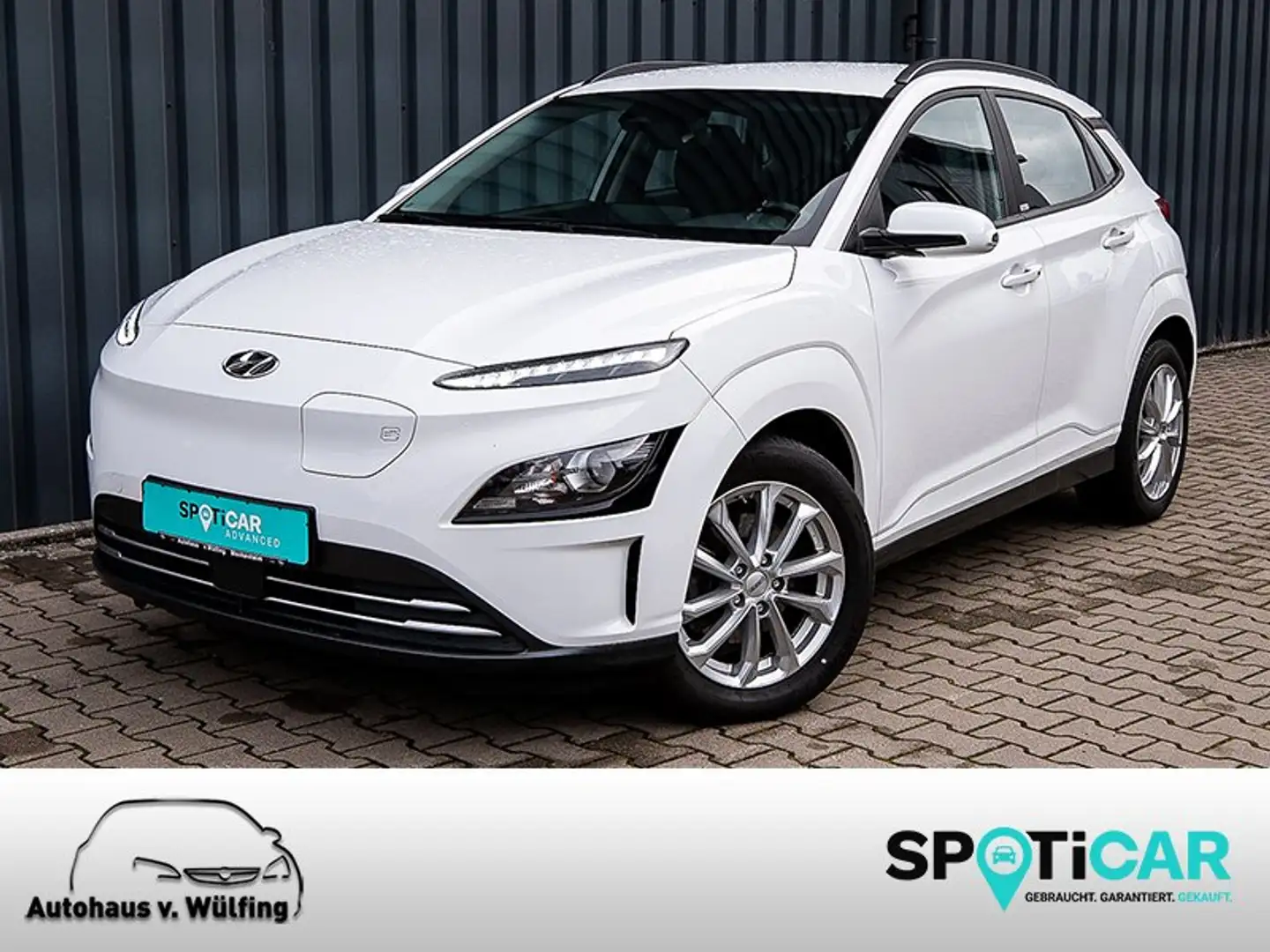 Hyundai KONA Select Elektro +GEPFLEGT+UNFALLFREI+GARANTIE+ Weiß - 1