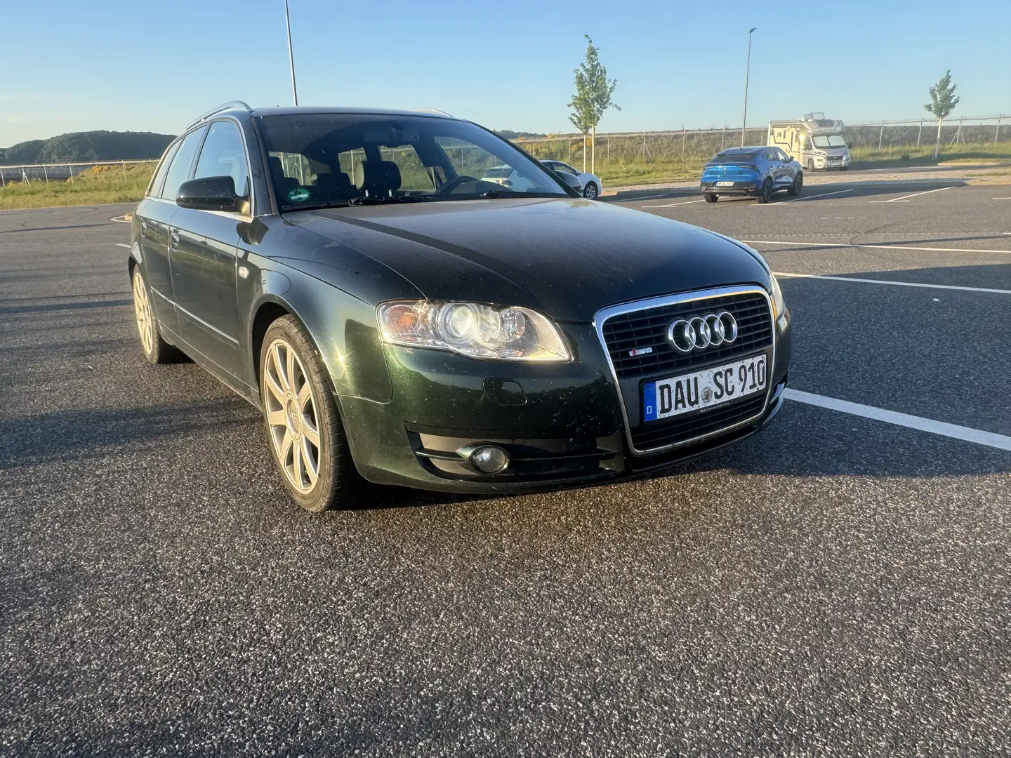 Audi A4 2.0 TDI (103kW) Grün - 1
