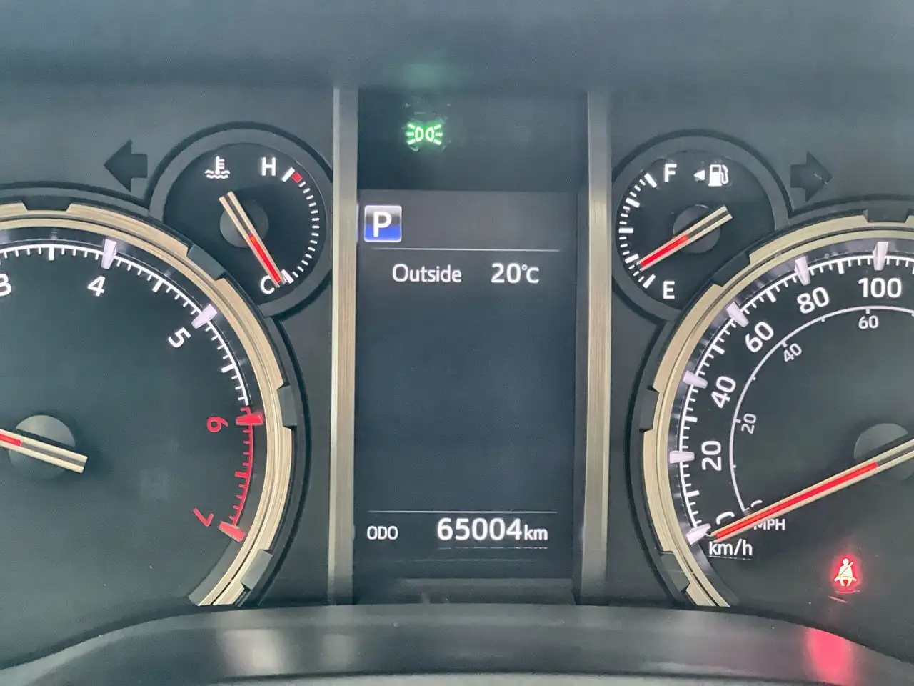 Toyota 4-Runner снимка Toyota 4-Runner
