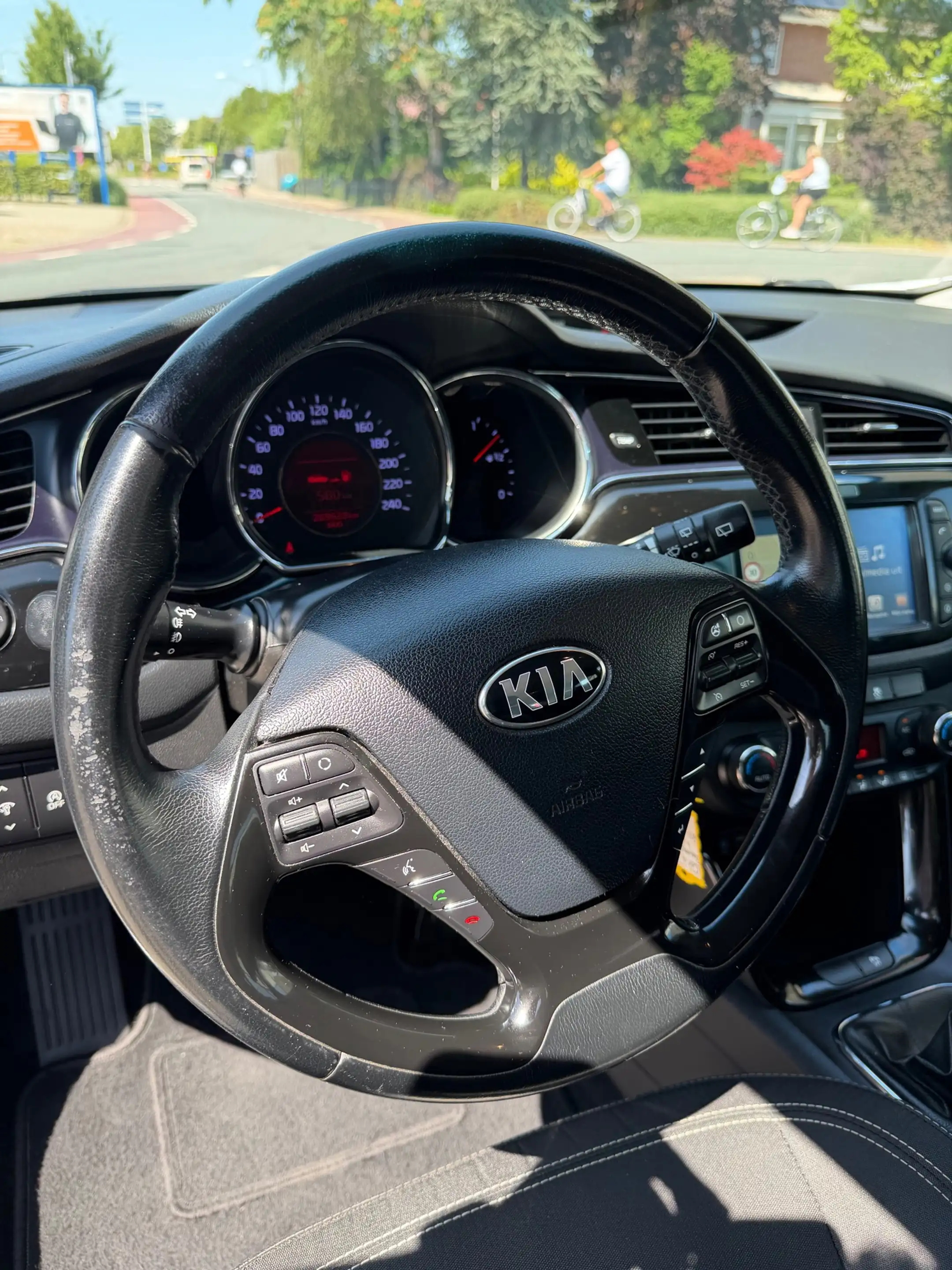 Kia Ceed / cee'd 1.6 CRDi Business DynamicLine — photo 15