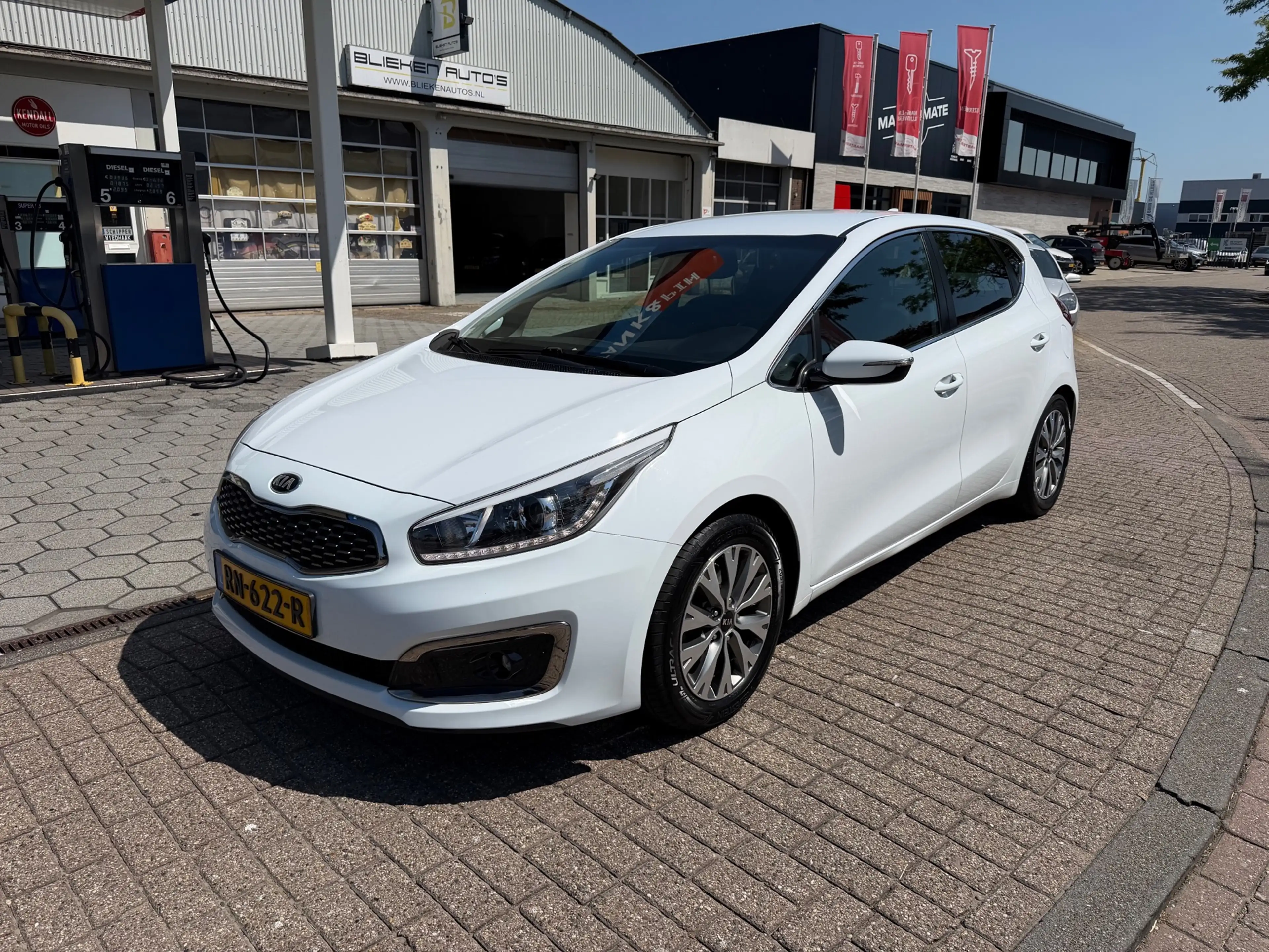 Kia Ceed / cee'd 1.6 CRDi Business DynamicLine — photo 2