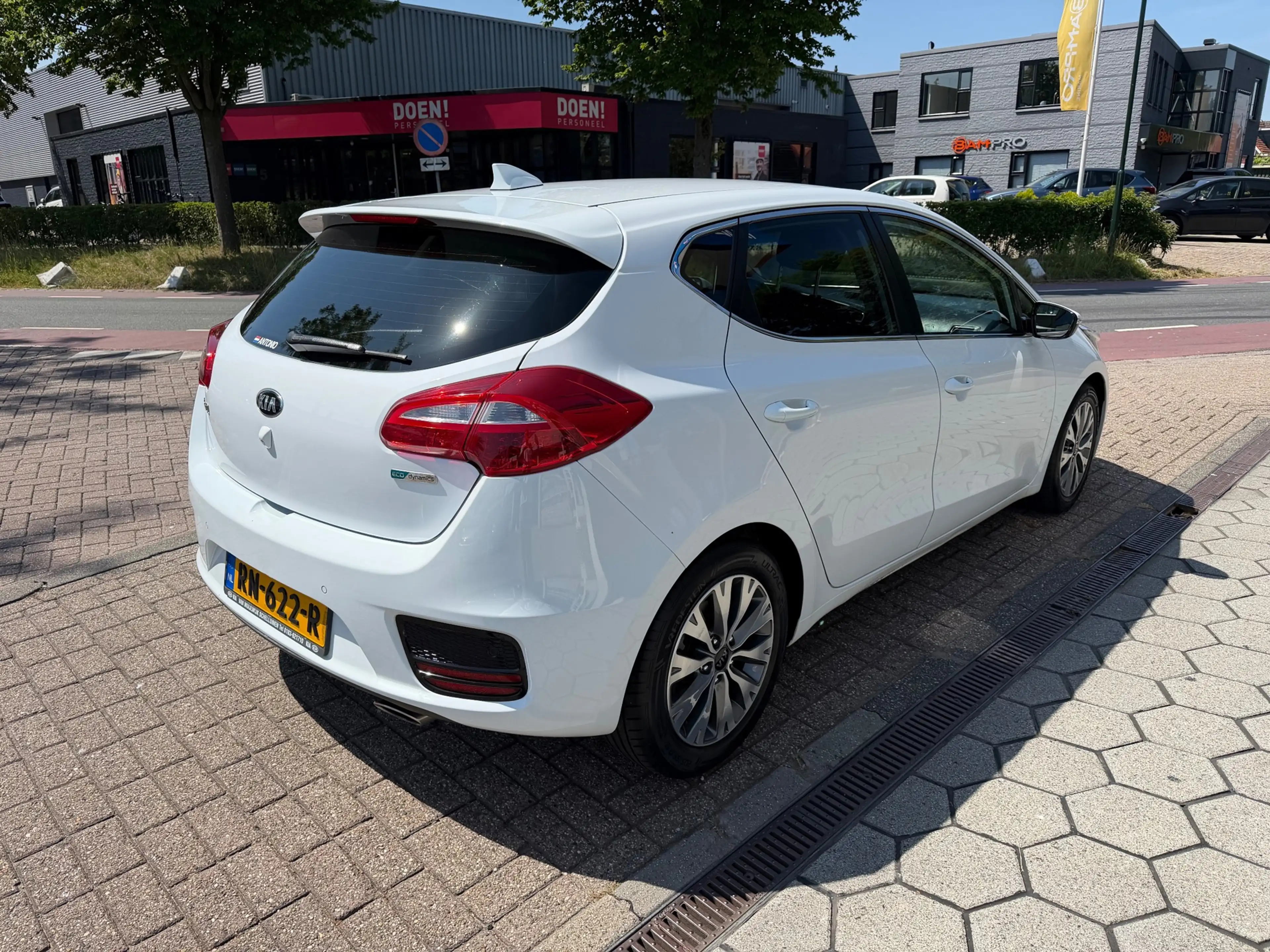 Kia Ceed / cee'd 1.6 CRDi Business DynamicLine — photo 6