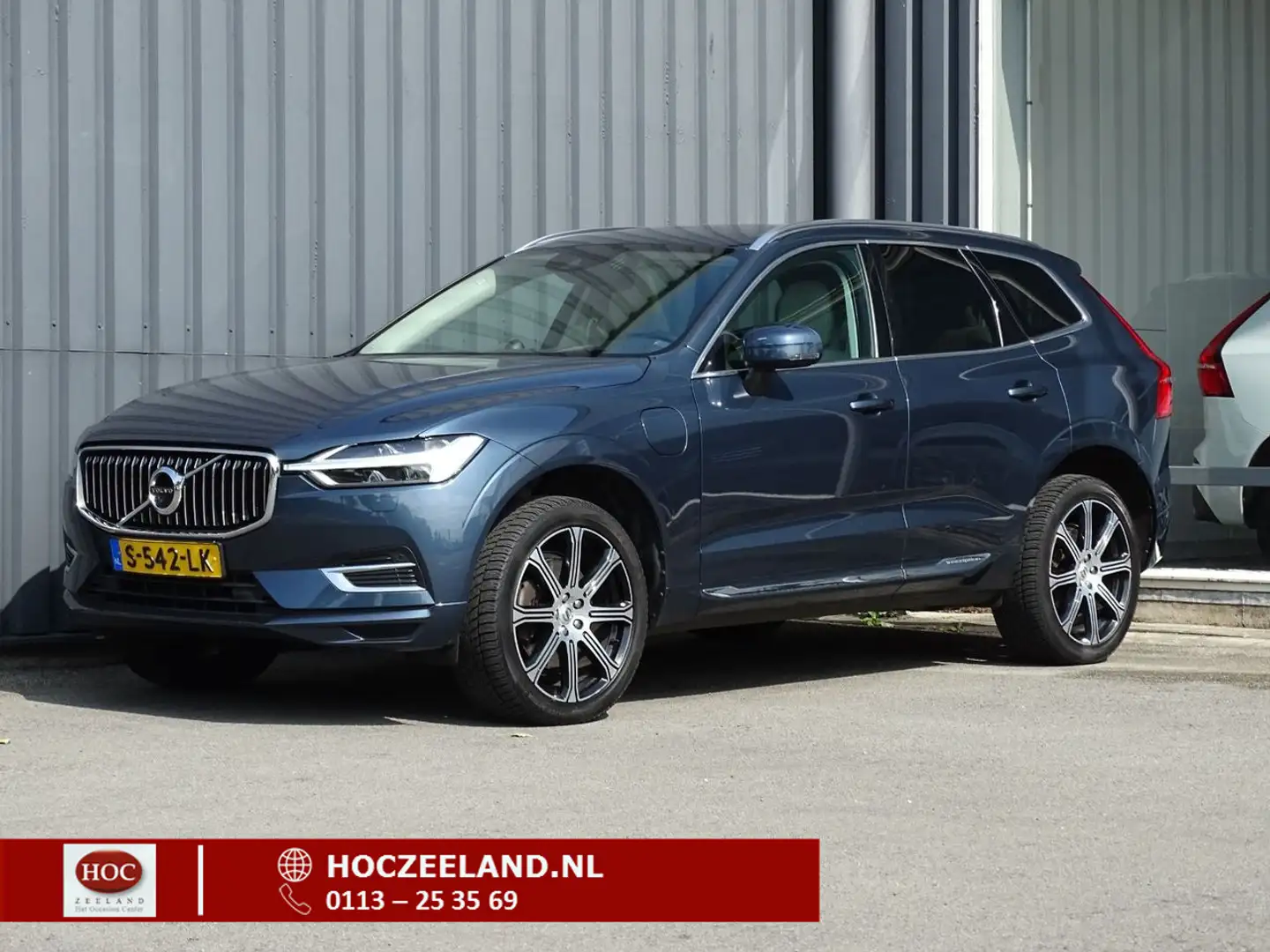 Volvo XC60 2.0 T8 Twin Engine AWD Inscription Bleu - 1