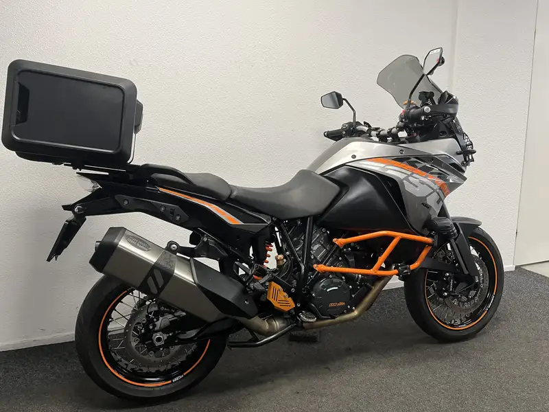 KTM 1190 Adventure - foto 4