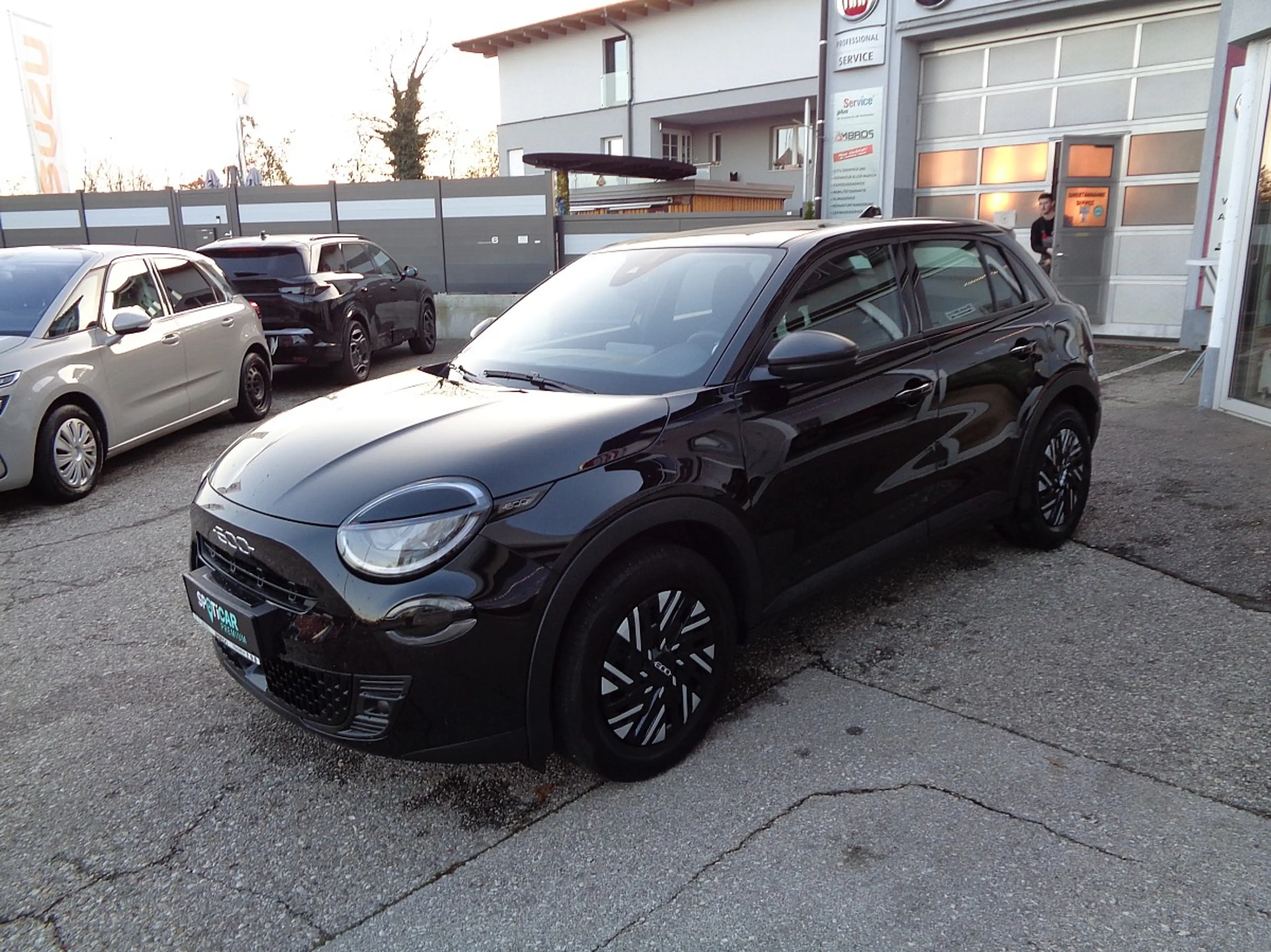 Fiat 600 Hybrid 100 6-Gang eDCT Mildhybrid Automatik Benzin — photo 3