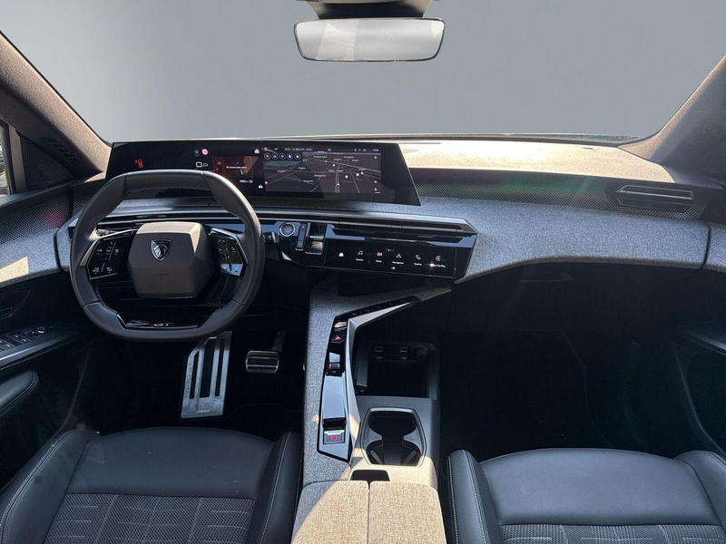 Peugeot 5008 GT Hybrid 145 e-DCS6 7-Si+Navi+Lenk/SHZ+R-Kam+ — photo 9