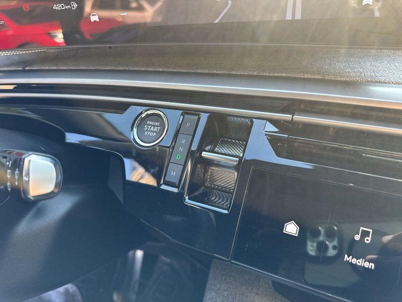 Peugeot 5008 GT Hybrid 145 e-DCS6 7-Si+Navi+Lenk/SHZ+R-Kam+ — photo 15