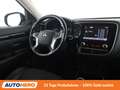 Mitsubishi Outlander PHEV 4WD Aut. *SHZ*CAM*PDC* Schwarz - thumbnail 13
