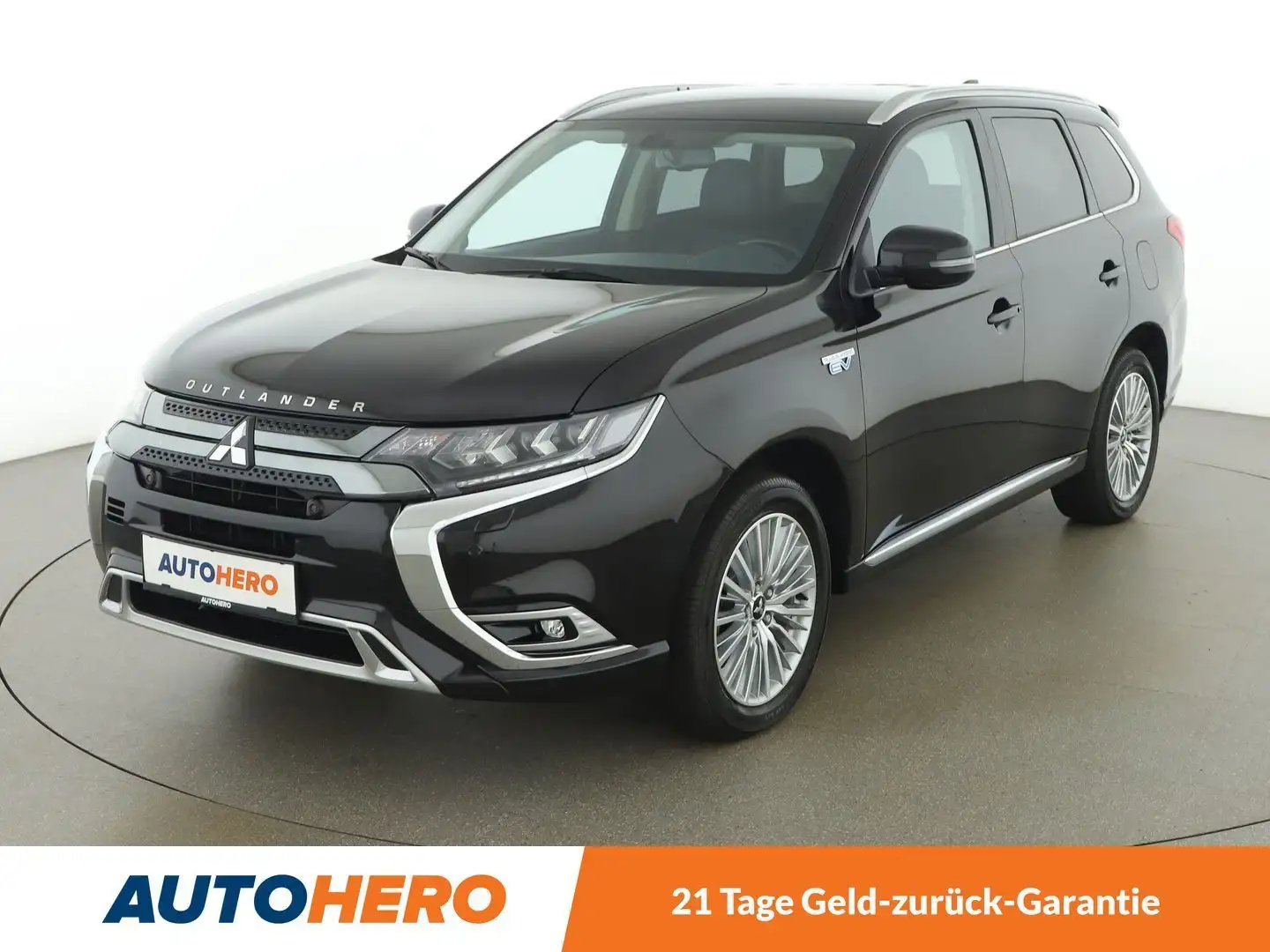 Mitsubishi Outlander PHEV 4WD Aut. *SHZ*CAM*PDC* Noir - 1