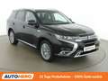 Mitsubishi Outlander PHEV 4WD Aut. *SHZ*CAM*PDC* Schwarz - thumbnail 8