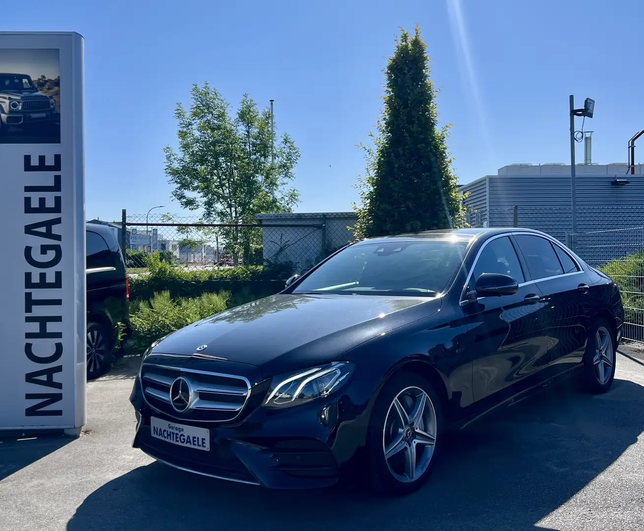 Mercedes-Benz E 300 de HYBRIDE /AMG STYL-PANO DAK-DISTRONIC-360°CAM Noir - 1