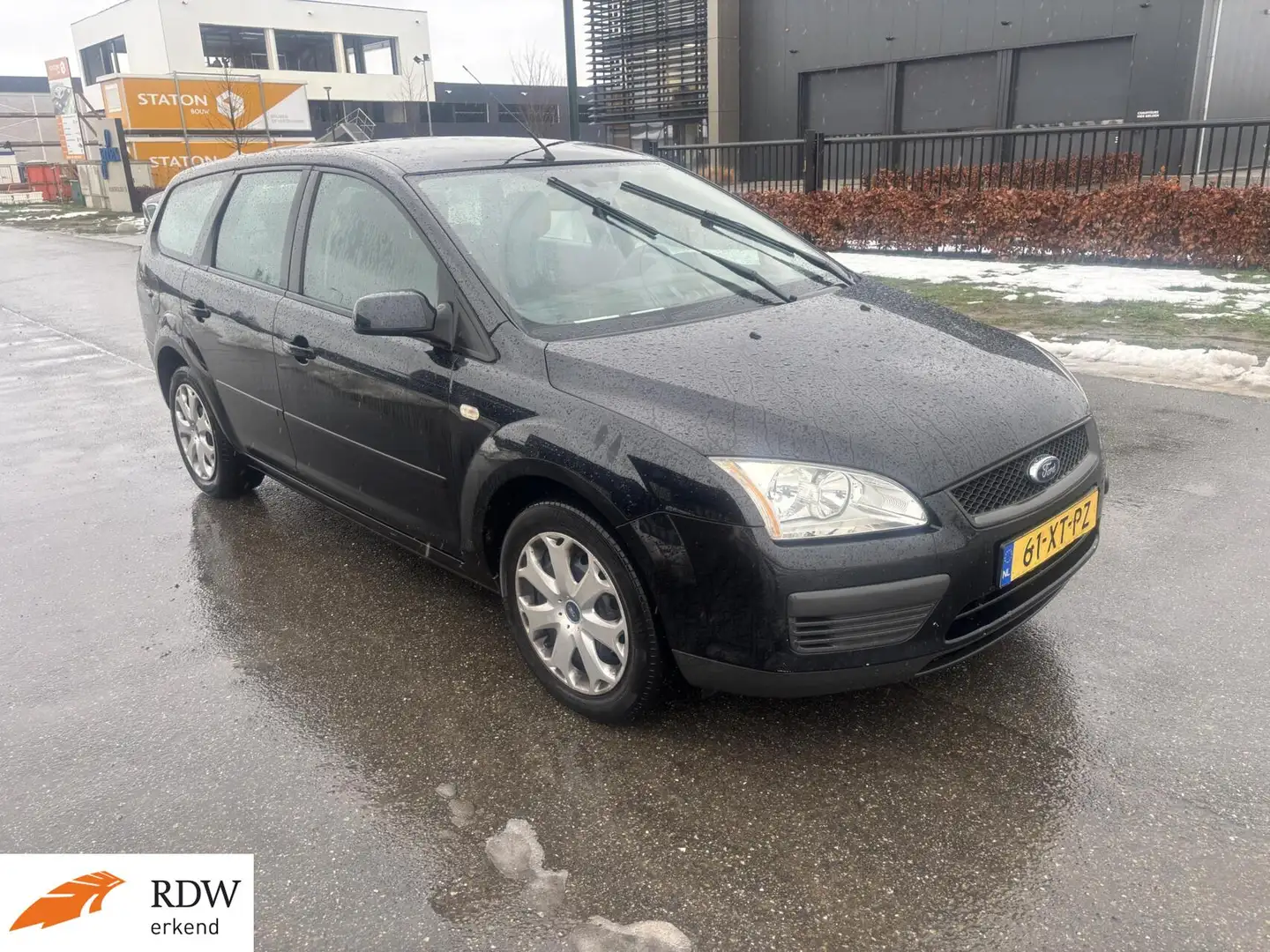 Ford Focus Wagon 1.6-16V Ambiente/AIRCO/APK/INRUILKOOPJE Schwarz - 1