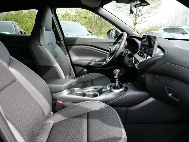 Nissan Juke view 13