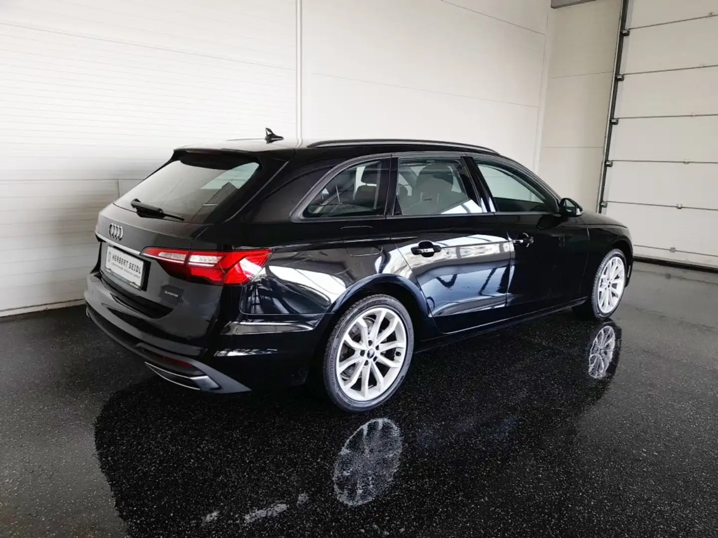 Audi A4 Avant 40 TDI Quattro S-tr. *18 ZOLL / VOLL LED & FLA / NAVI / AHV & KAMERA / E-SITZE / E-KLAPPE* Schwarz - 2