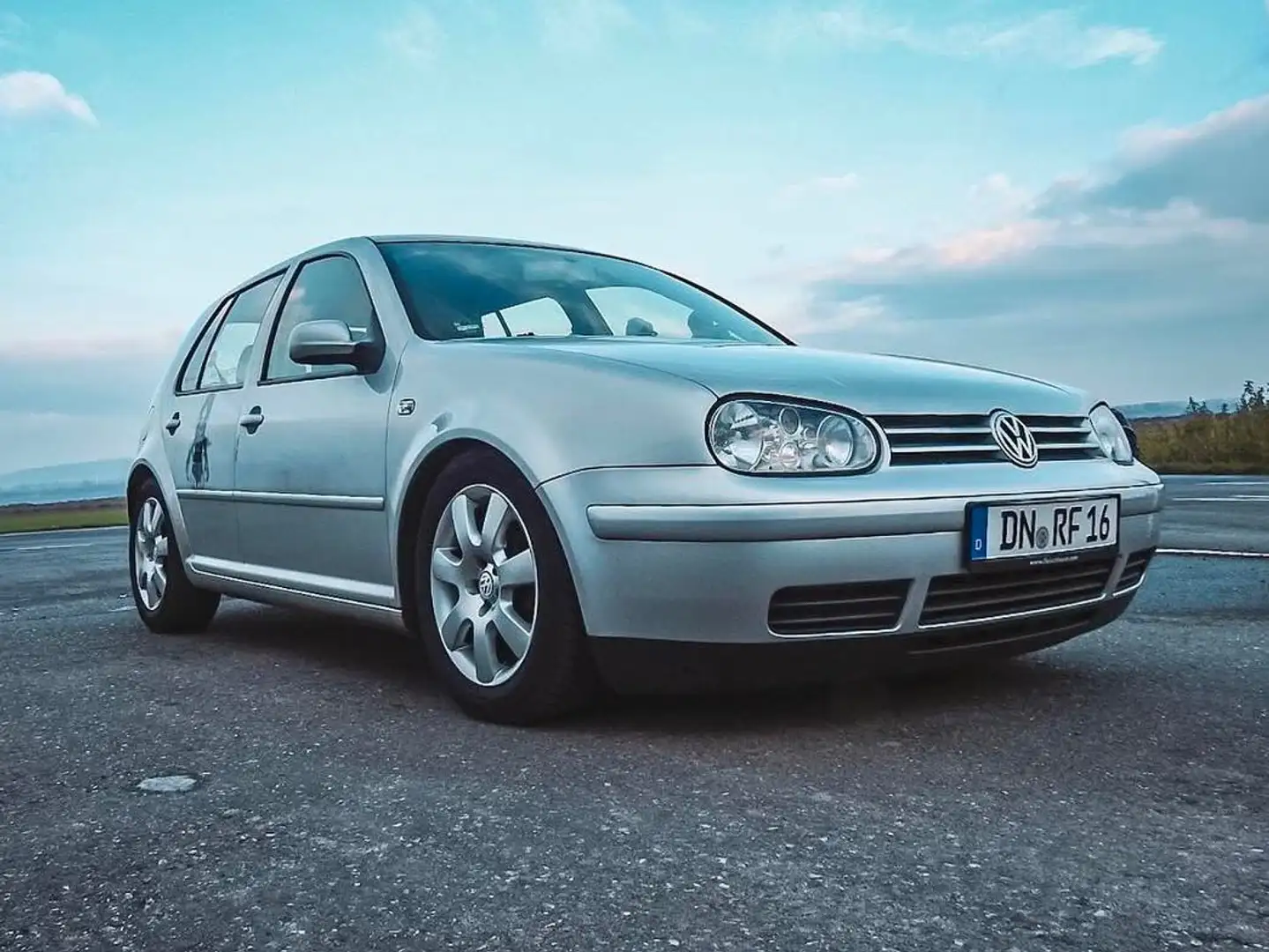 Volkswagen Golf Golf 1.4Pacific Stříbrná - 1