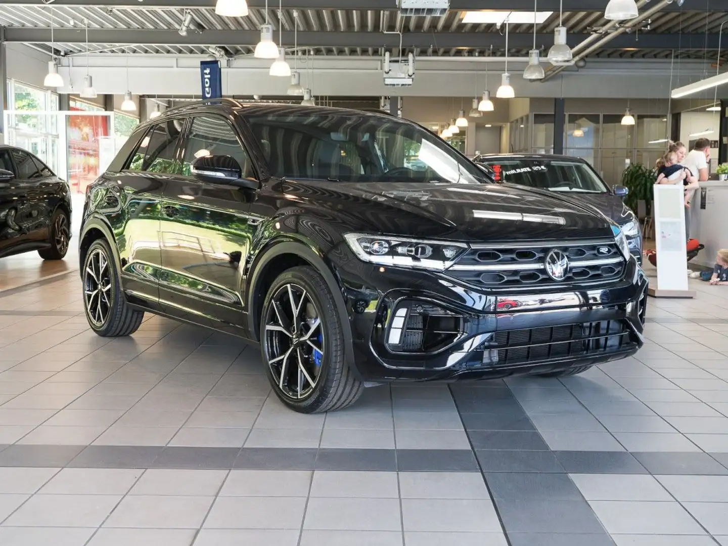 Volkswagen T-Roc R 2.0 l TSI OPF 4MOTION 221 kW (300 PS) 7- Black - 2