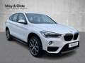 BMW X1 sDrive20i Aut HUD AHK Navi LED ACC HarmanKardon Weiß - thumbnail 4