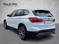 BMW X1 sDrive20i Aut HUD AHK Navi LED ACC HarmanKardon Weiß - thumbnail 5