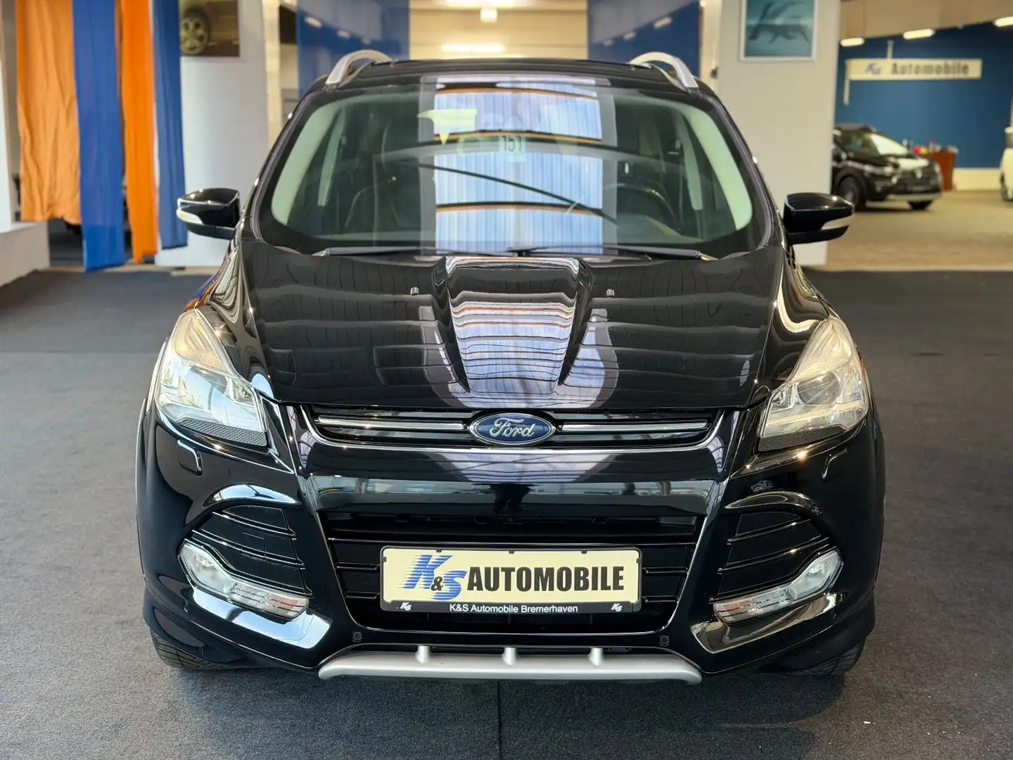 Ford Kuga 2.0 TDCI 4X4 Individual *PANO*LEDER*KAMERA* Noir - 2