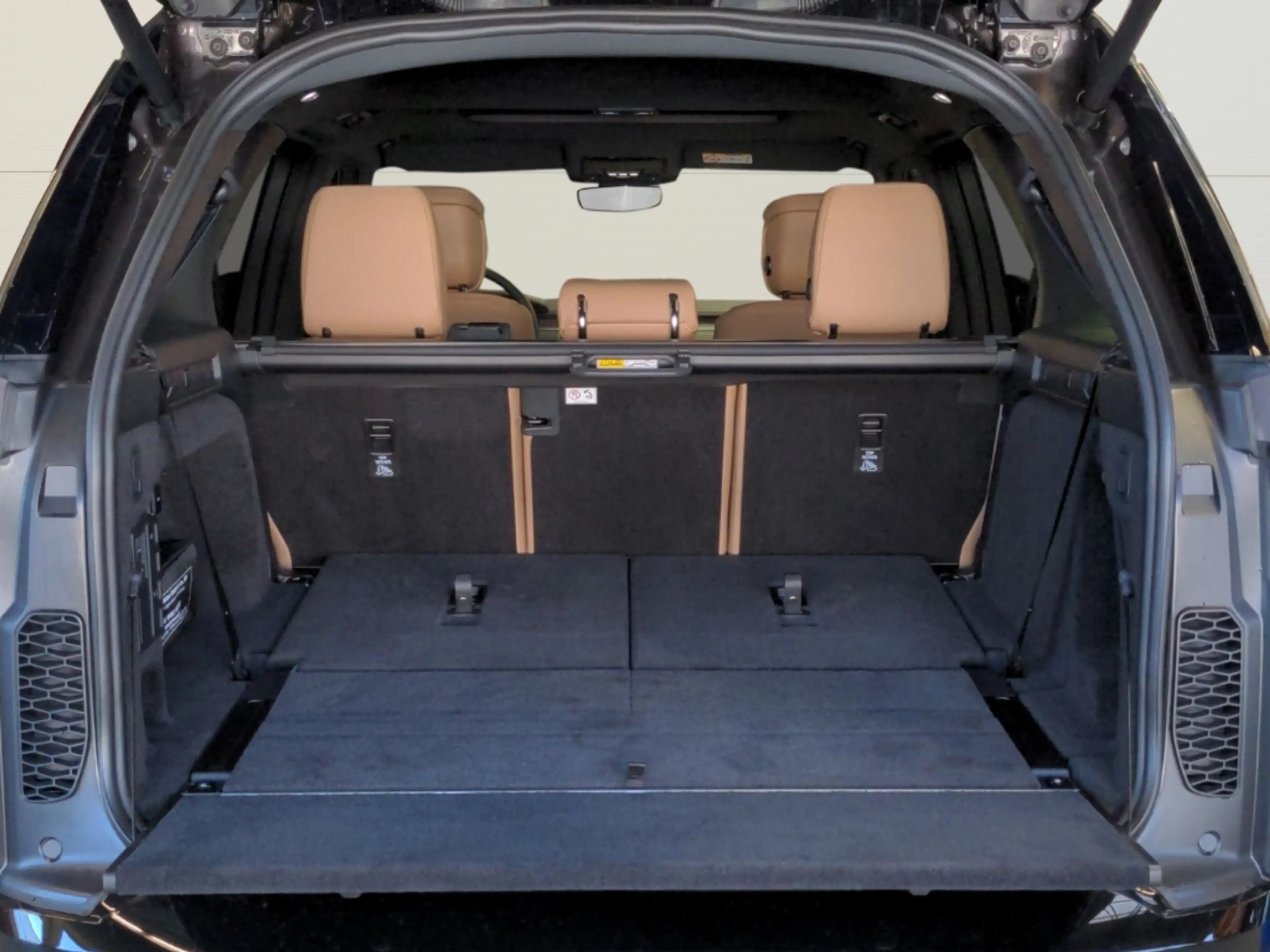 Land Rover Discovery D250 Dynamic HSE+ACC+Pano+St.Hzg.+7-Sitzer — photo 8