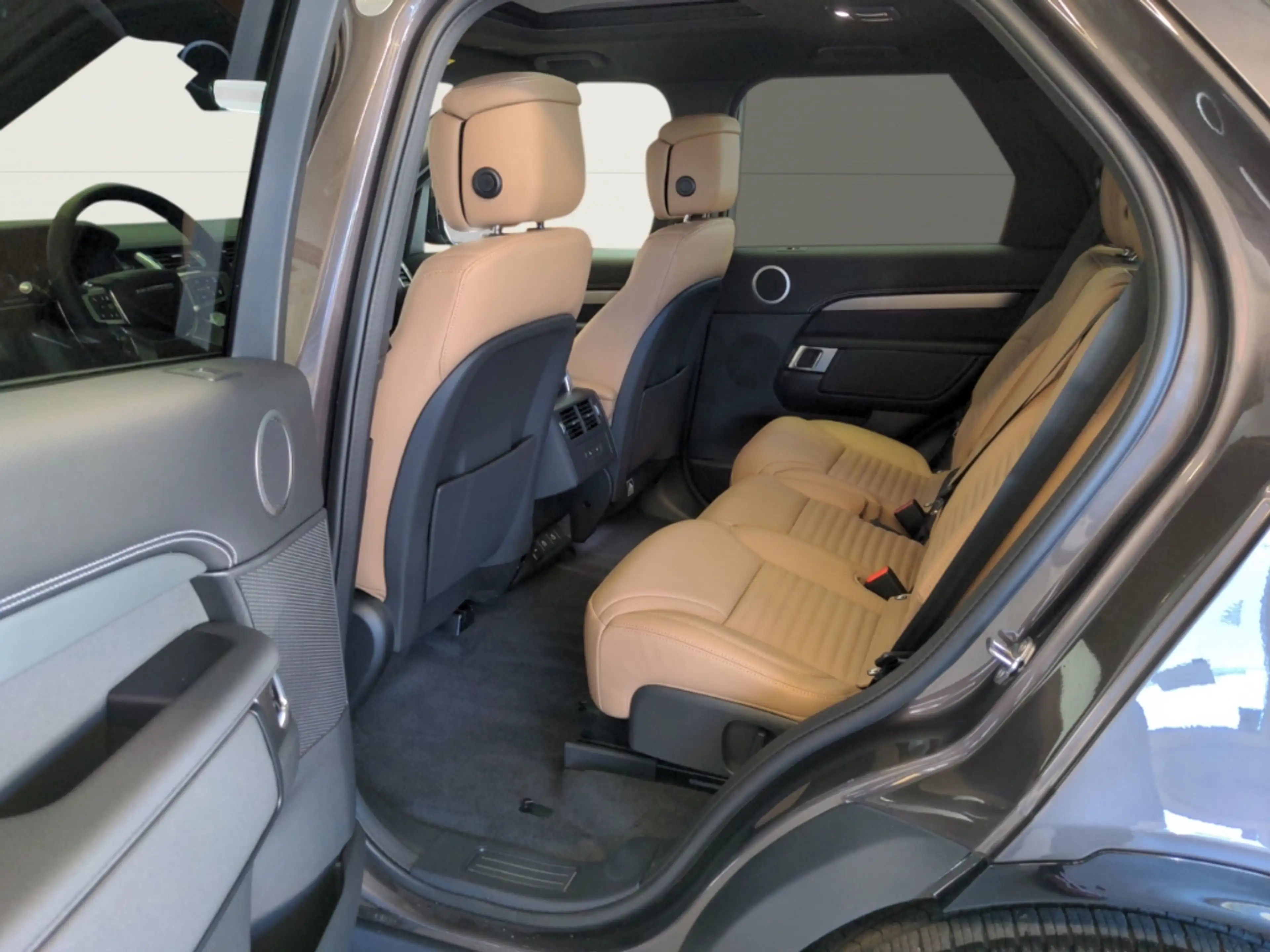 Land Rover Discovery D250 Dynamic HSE+ACC+Pano+St.Hzg.+7-Sitzer — photo 11