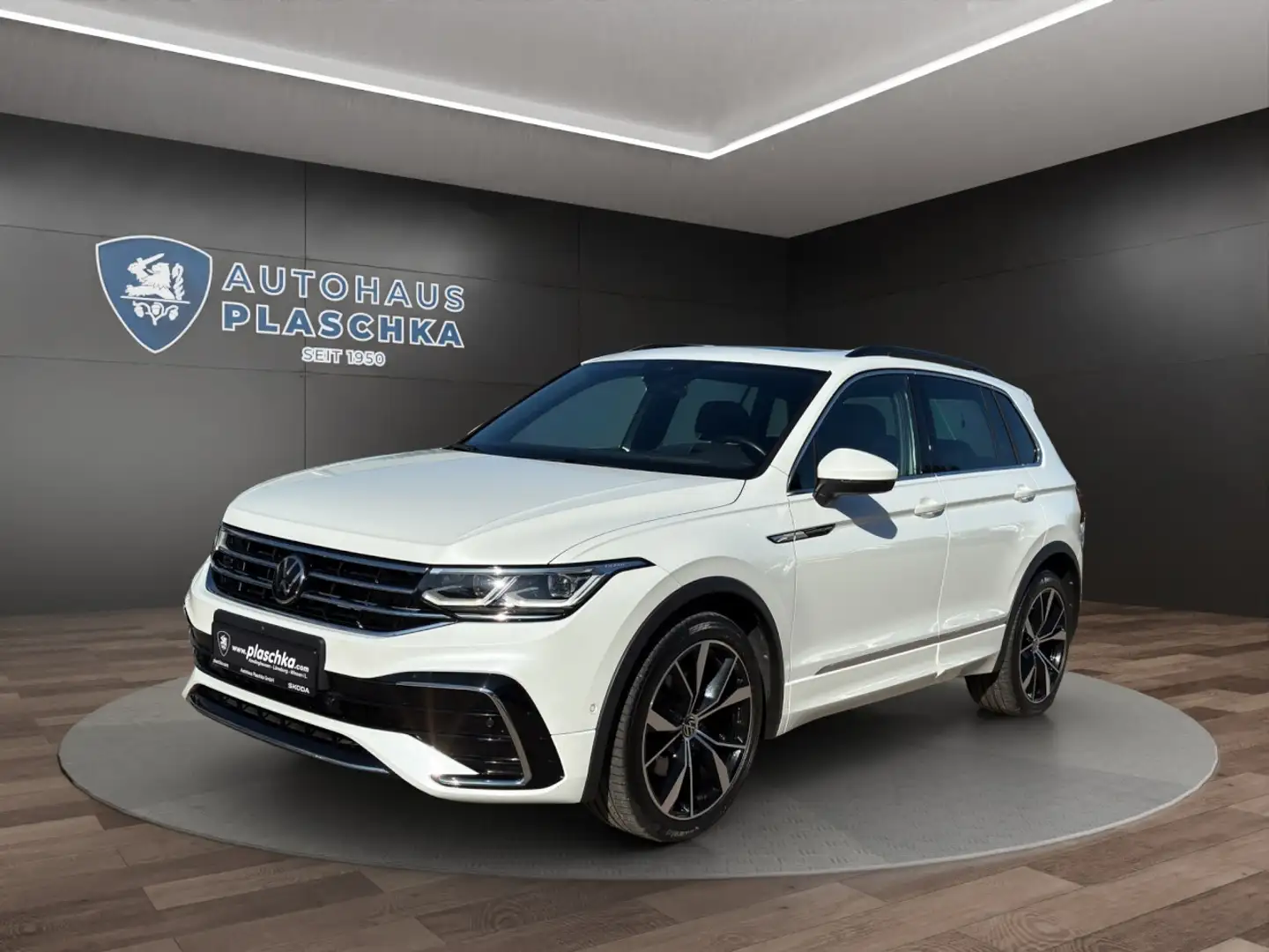 Volkswagen Tiguan 2.0 TDI DSG R-Line 4Motion PDC+NAVI+LED Klima Weiß - 1