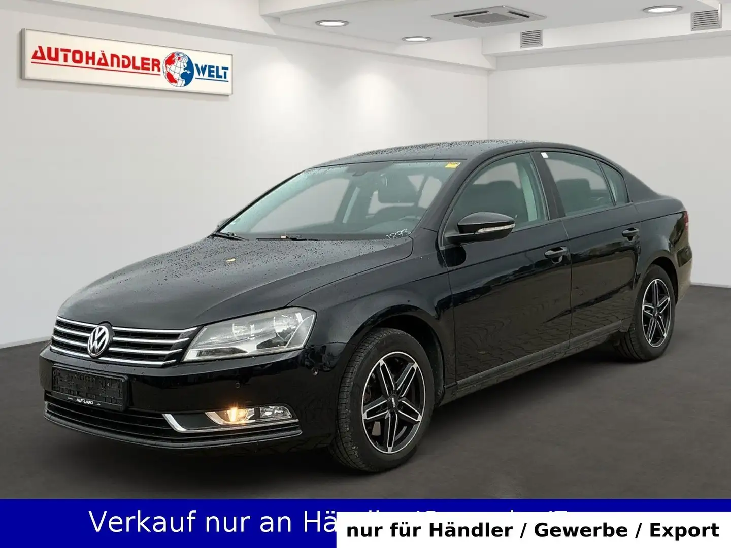 Volkswagen Passat Lim. Trendline 1.4 TSI Černá - 1