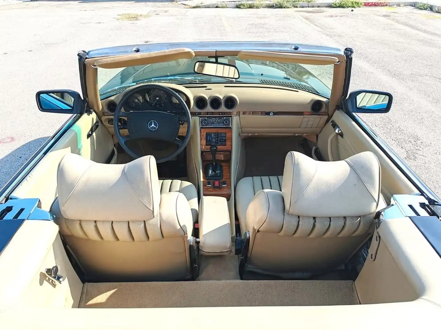 Mercedes-Benz 450 - 1