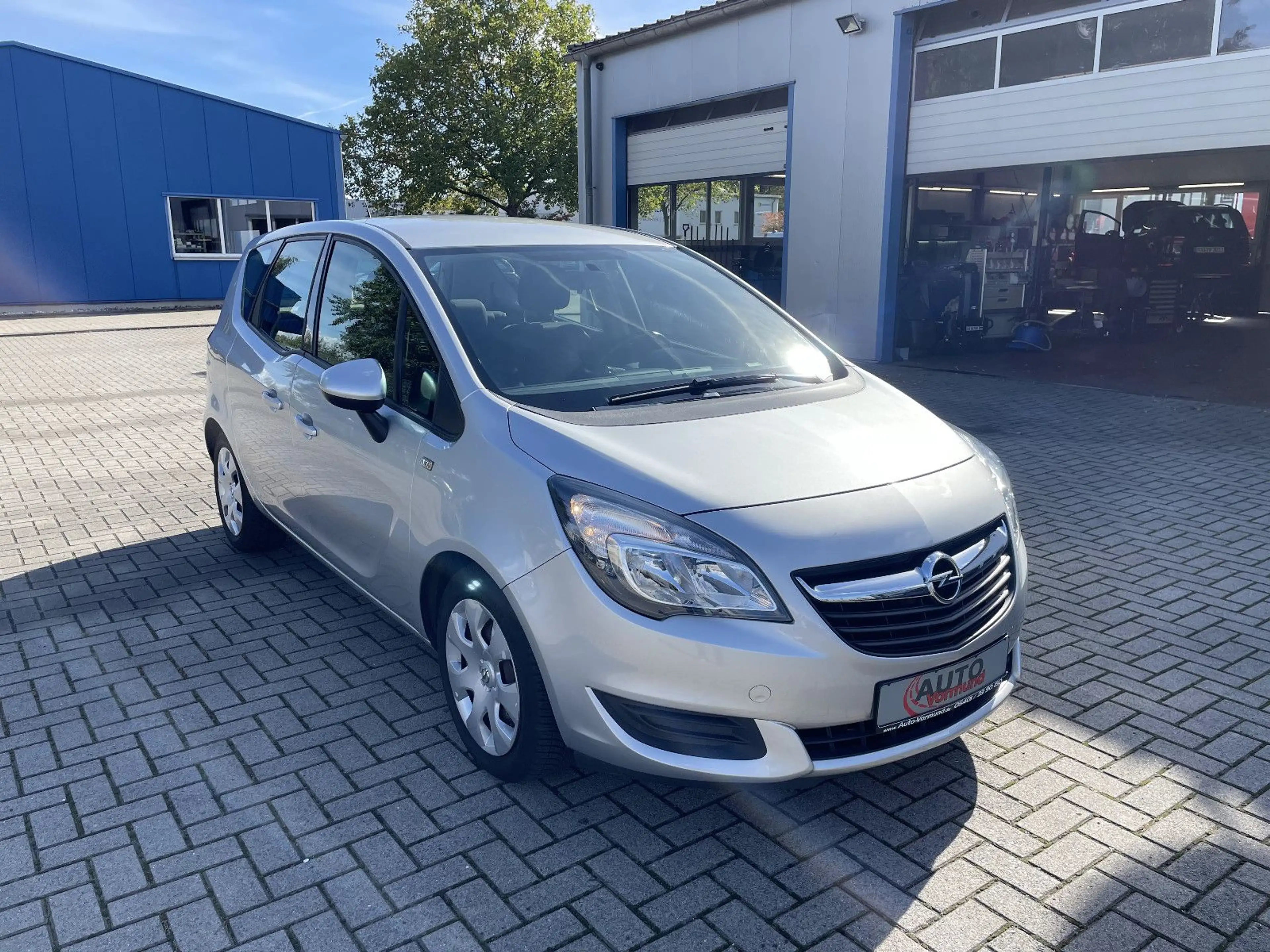 Opel Meriva B Edition Lenkradheizung Automatik — photo 2
