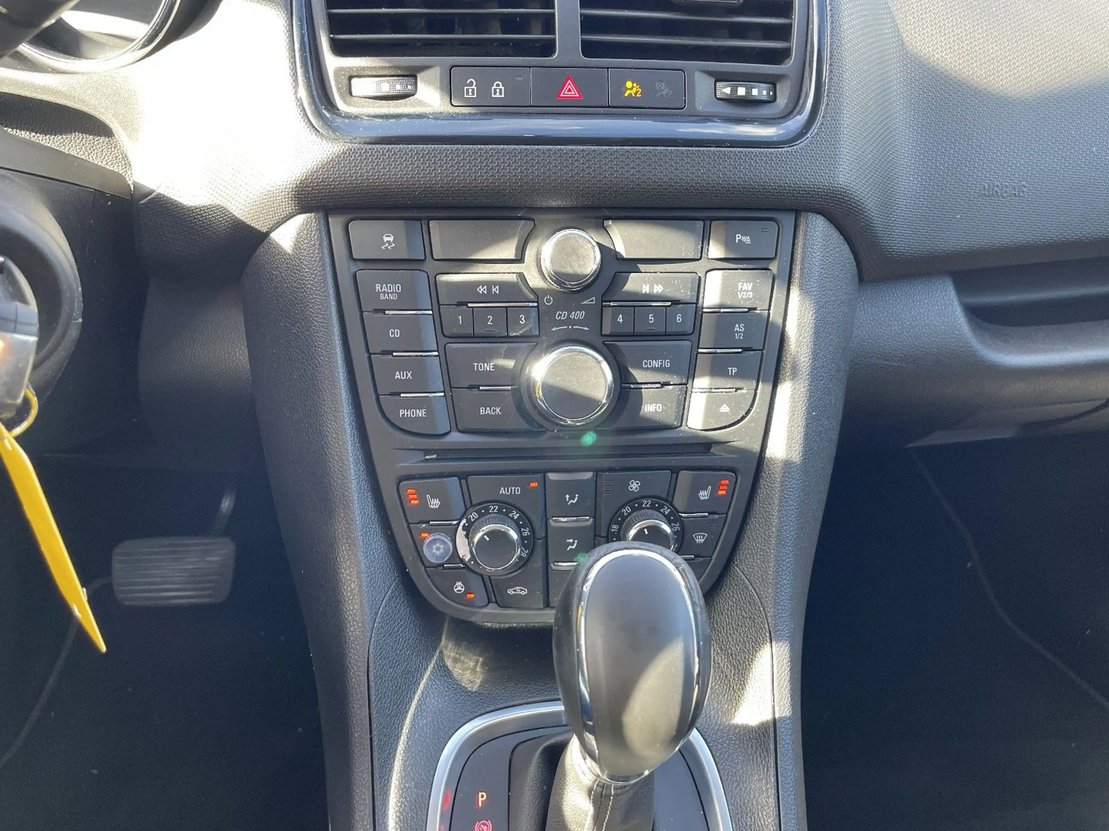 Opel Meriva B Edition Lenkradheizung Automatik — photo 14