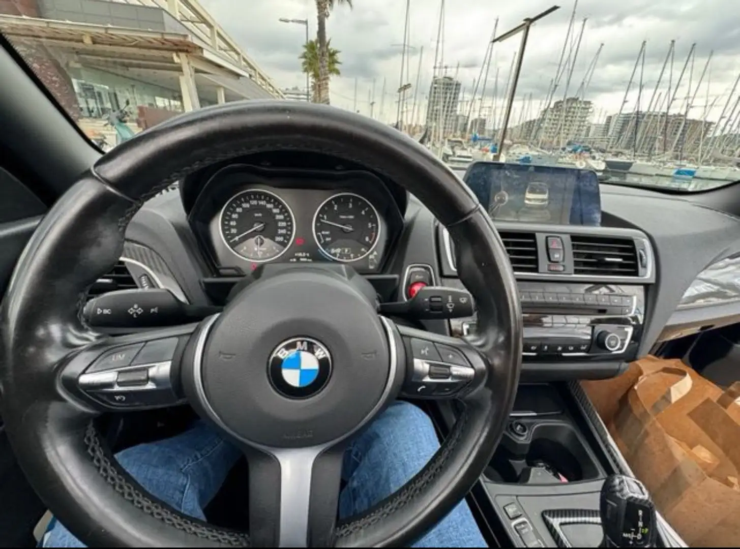 BMW 218 218dA Cabrio - 1