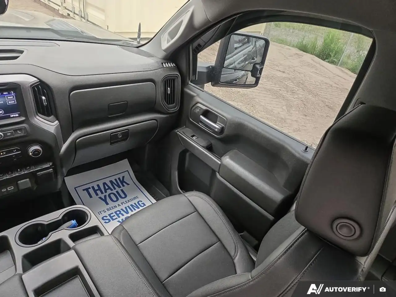 Chevrolet Silverado 2500 photo Chevrolet Silverado 2500