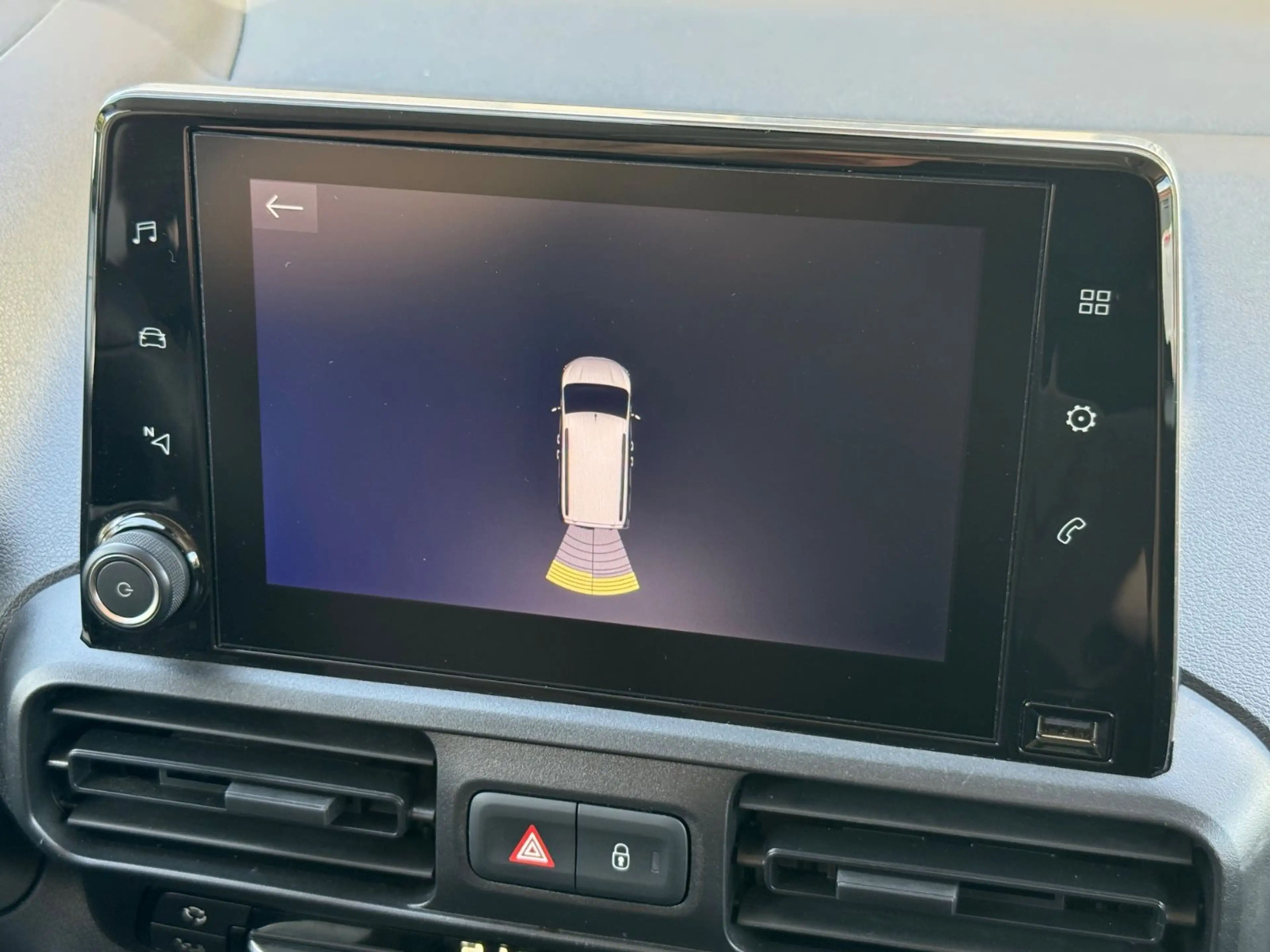 Opel Combo Cargo 96kW Navi CarPlay PDC Temp 1.Hand — photo 9