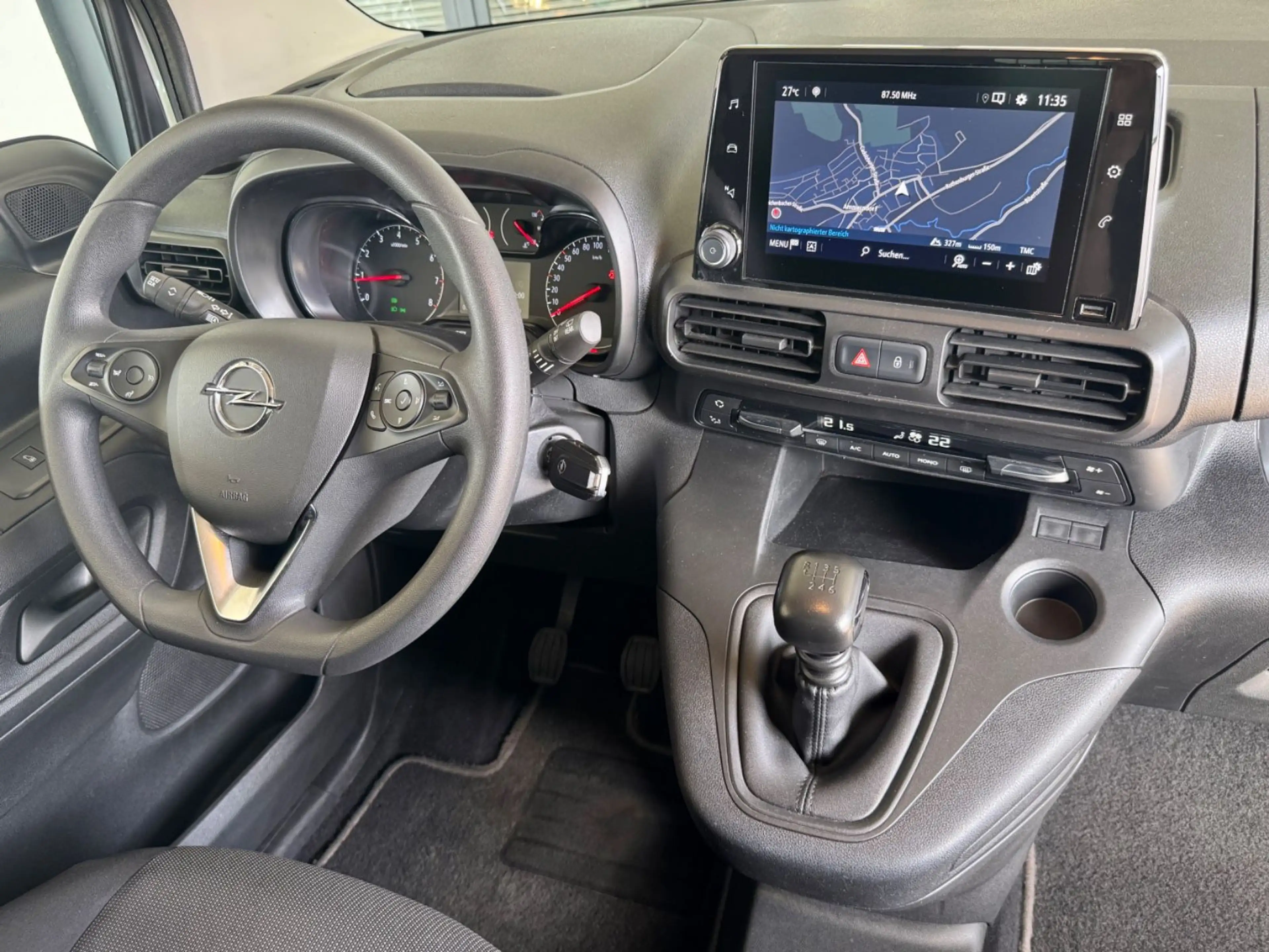 Opel Combo Cargo 96kW Navi CarPlay PDC Temp 1.Hand — photo 14
