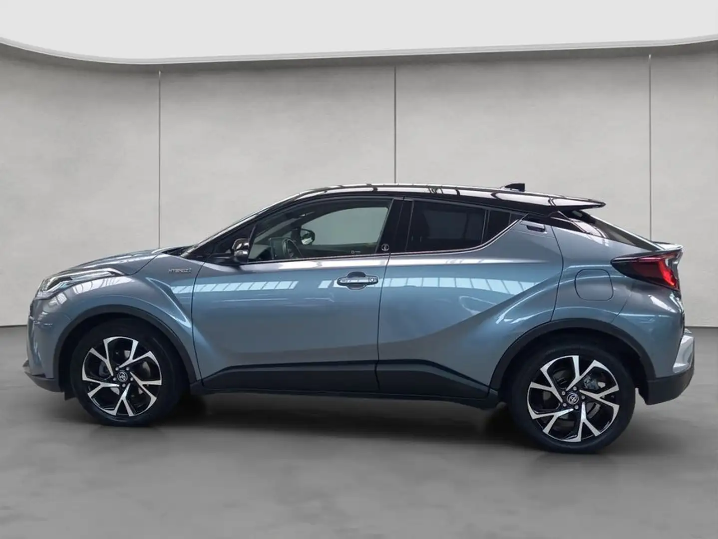 Toyota C-HR 2.0 Hybrid Team Deutschland Синій - 2