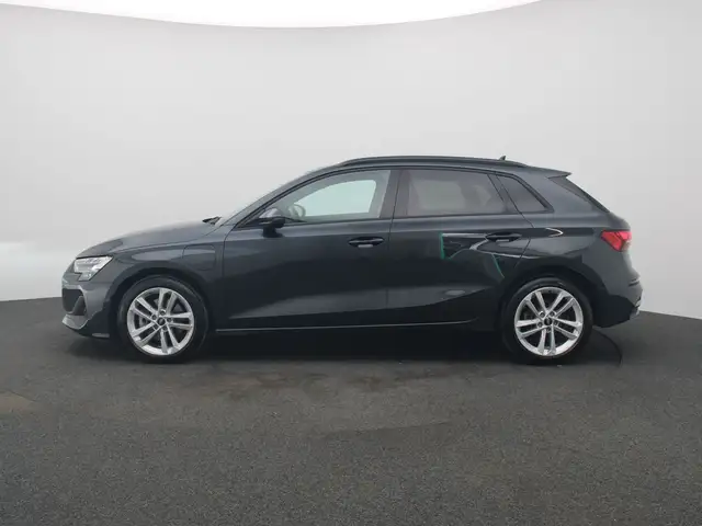 Audi A3 view 5