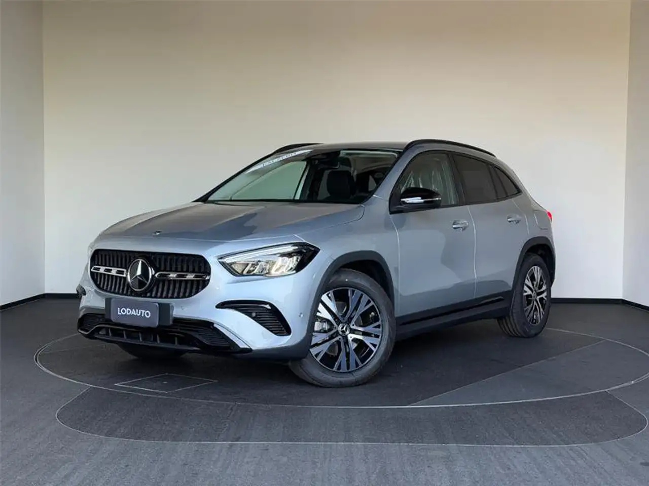 Mercedes-Benz GLA 2026