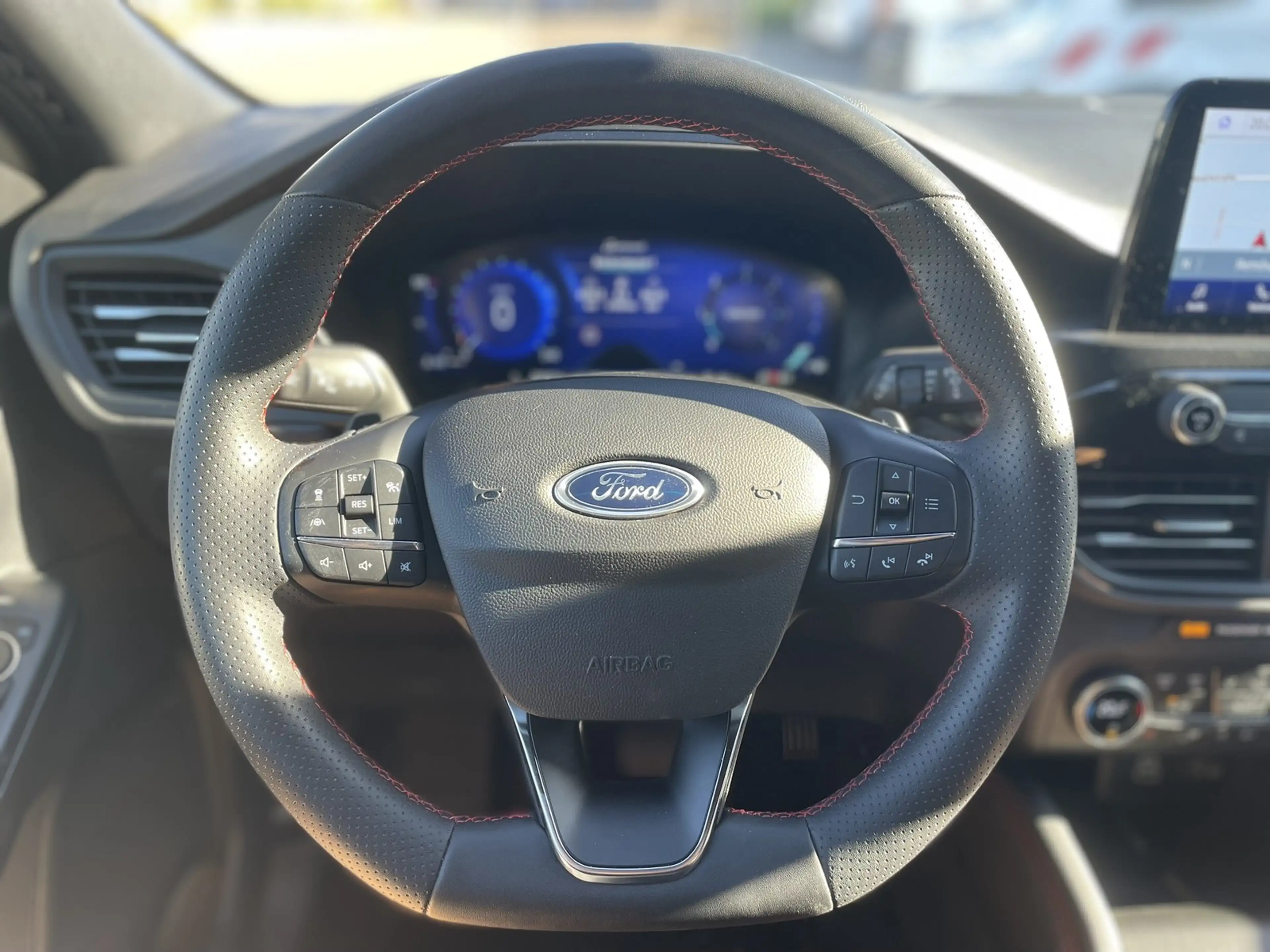 Ford Kuga 2.0 EcoBlue Aut. AWD ST-Line X ACC/HUD/BLIS — photo 15